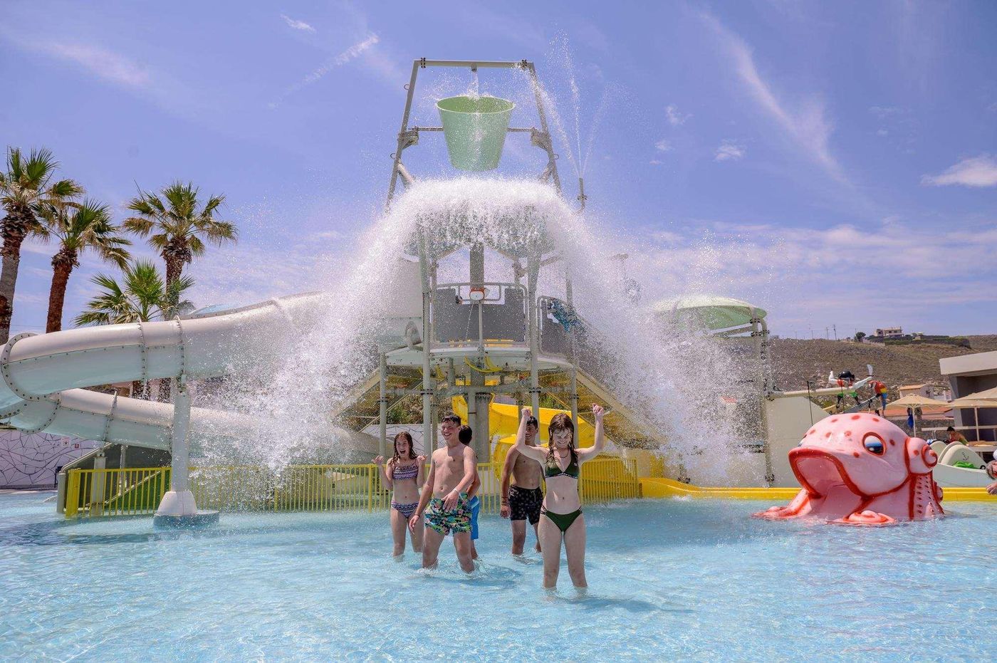 Arina-Beach-Hotel-Sports-and-Entertainment-3