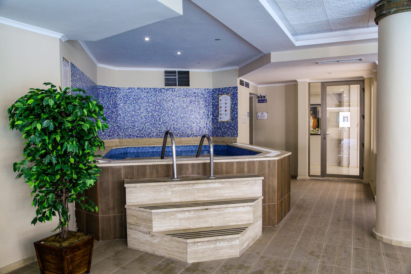 Azka-Otel-Sports-and-Entertainment-76