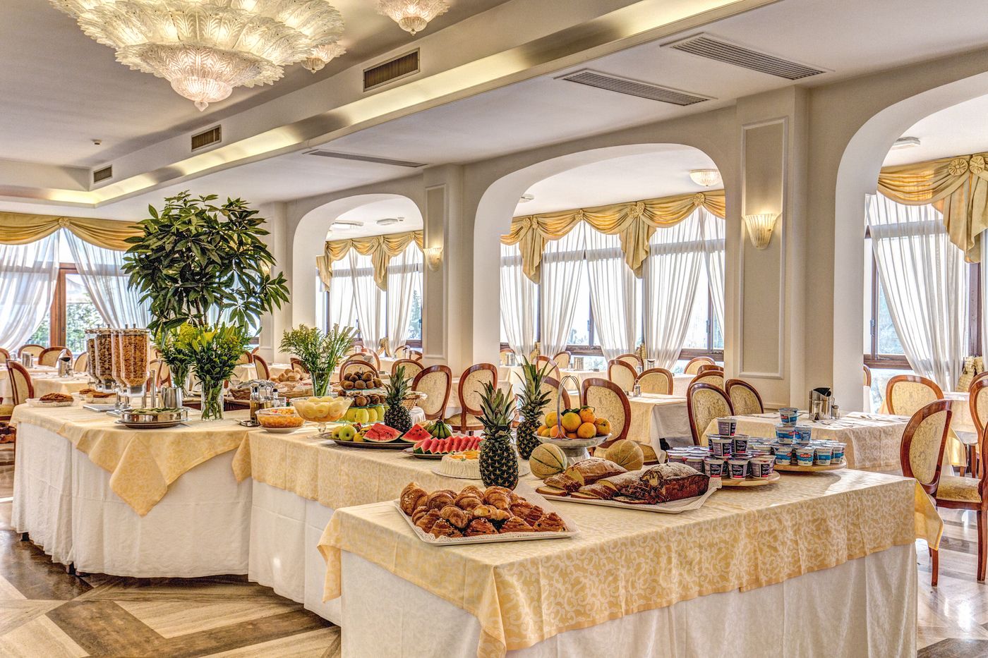 Villa-Romita-Restaurant-15