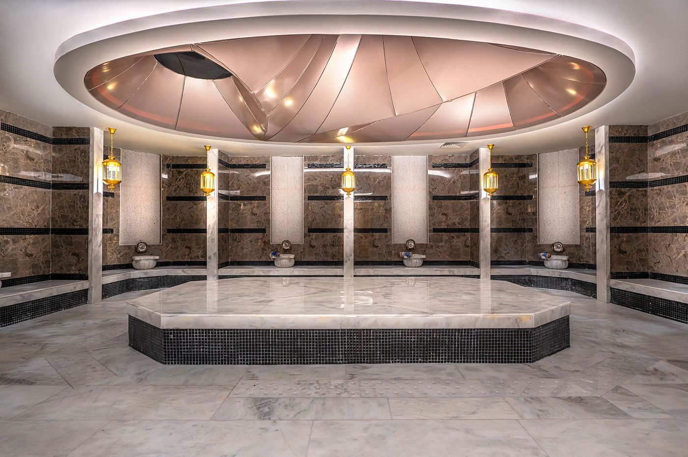 Arnor Deluxe Hotel & Spa