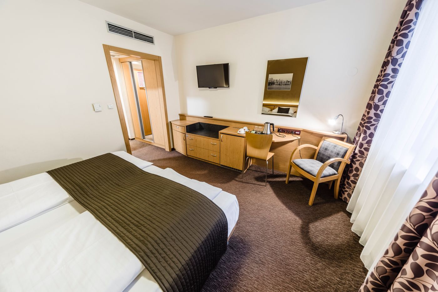 Archibald City-Czech Republic-PRAGUE-Room-1