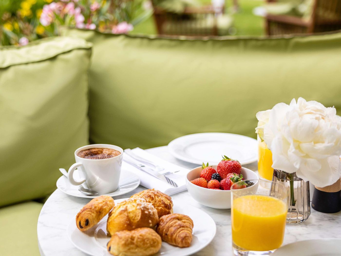 Le-Grand-Hotel-Restaurant-89