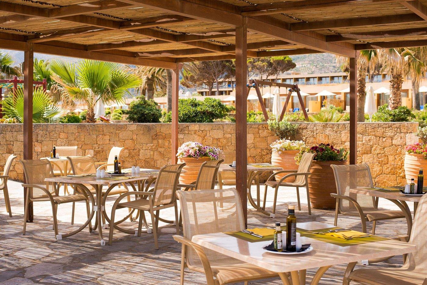 Kernos-Beach-Restaurant-3