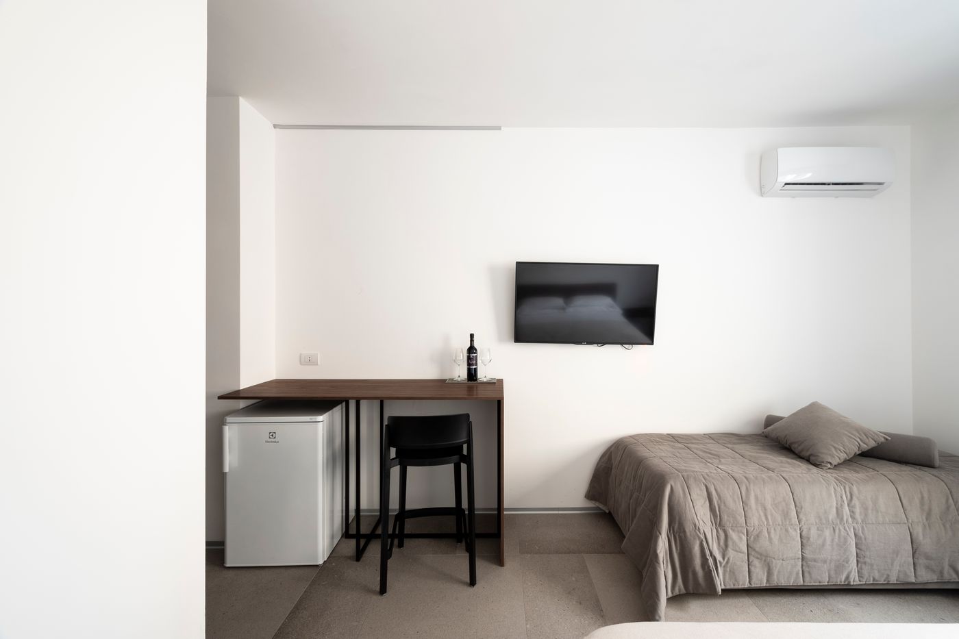 Alkamuri-Posh-Hotel---Spa-Room-35