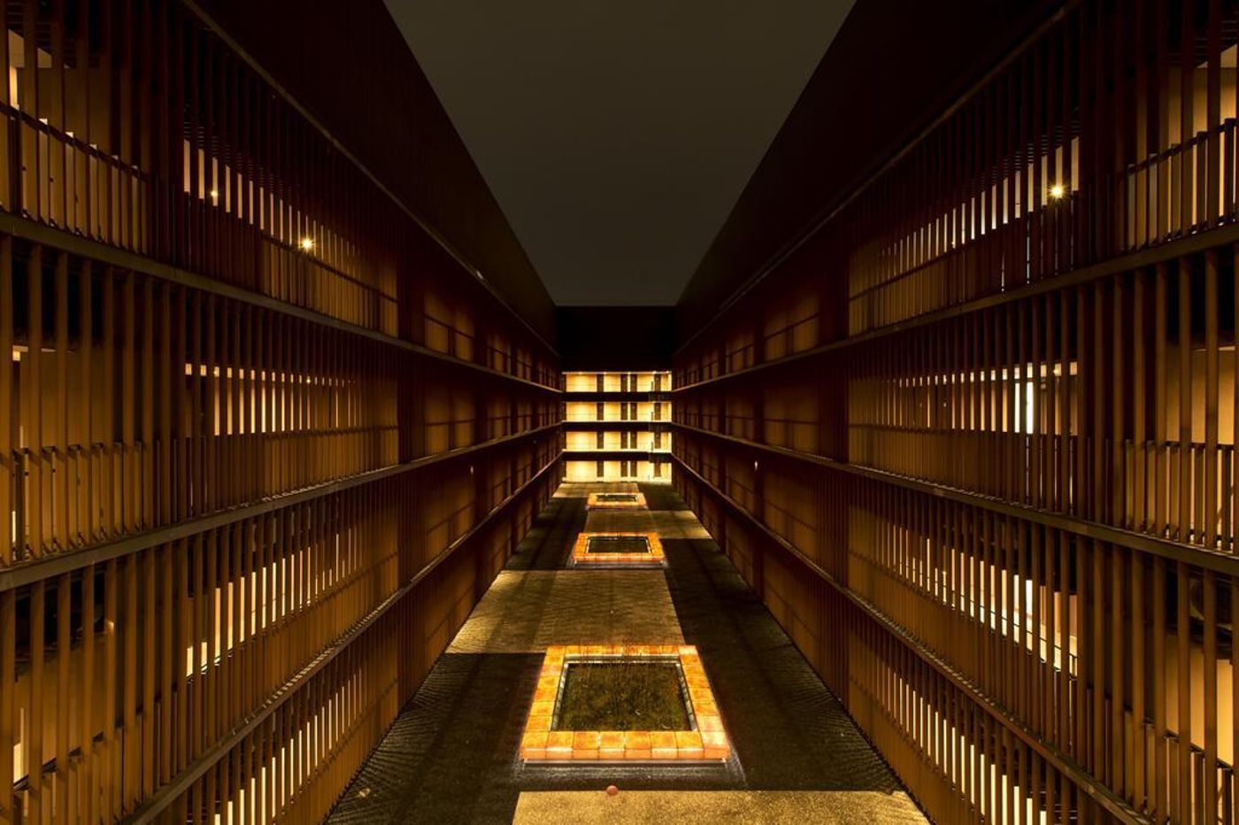 Hotel Villa Fontaine Tokyo - Tamachi-Japan-Minato Ku-General view-8