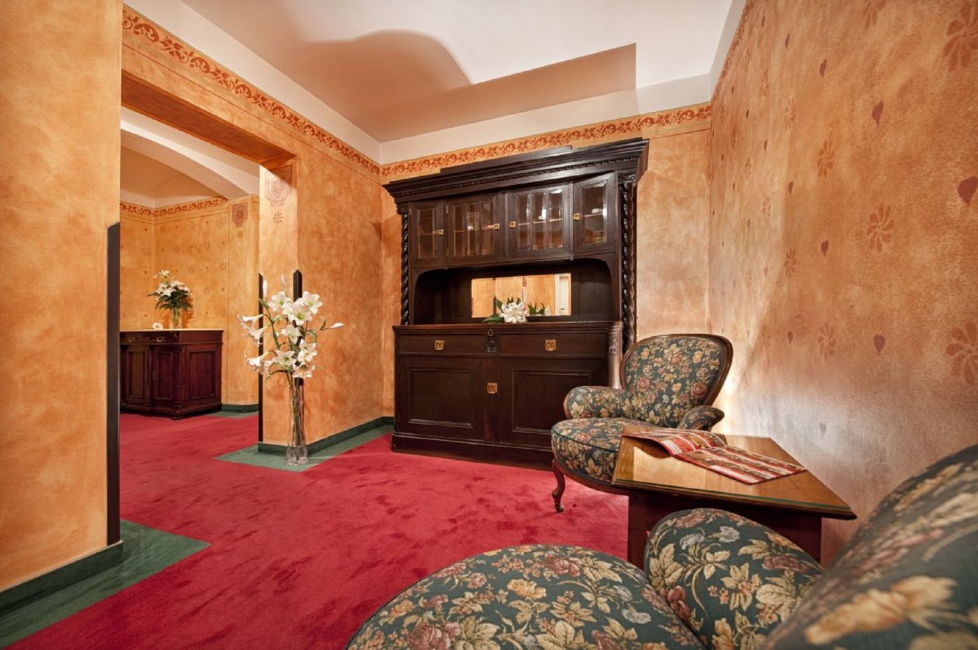 EA-hotel-Jeleni-Dvur-Prague-Castle-General-view-3