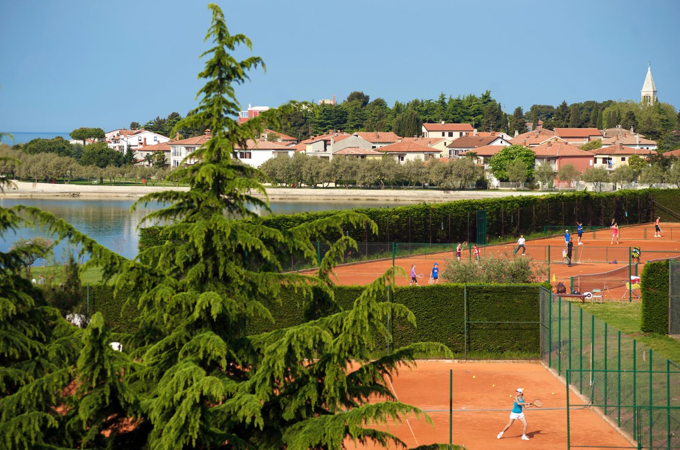 Hotel-Laguna-Sports-and-Entertainment-11