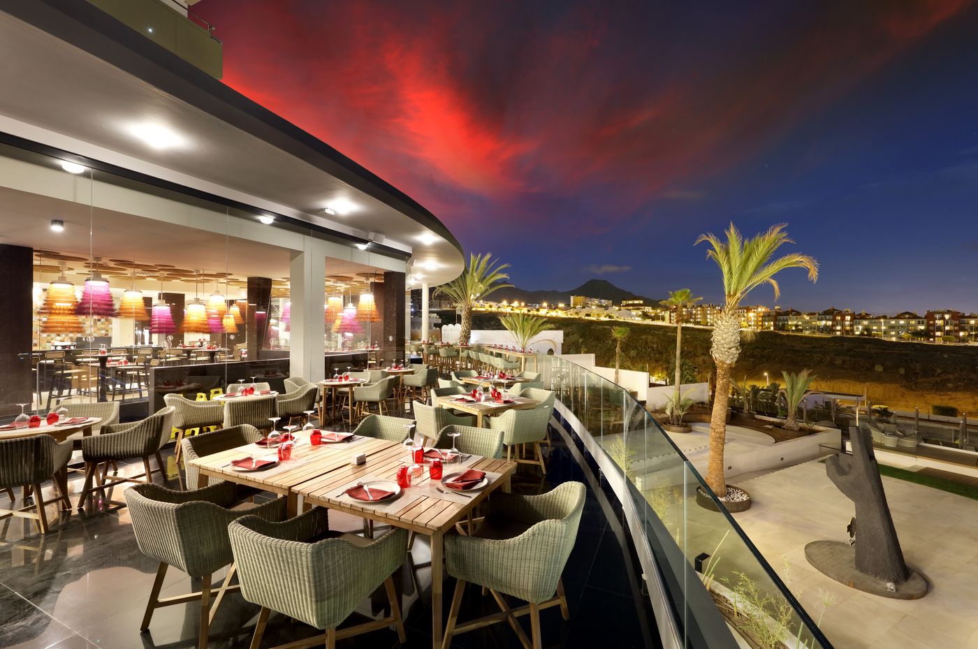 Hard-Rock-hotel-Tenerife-Restaurant-17