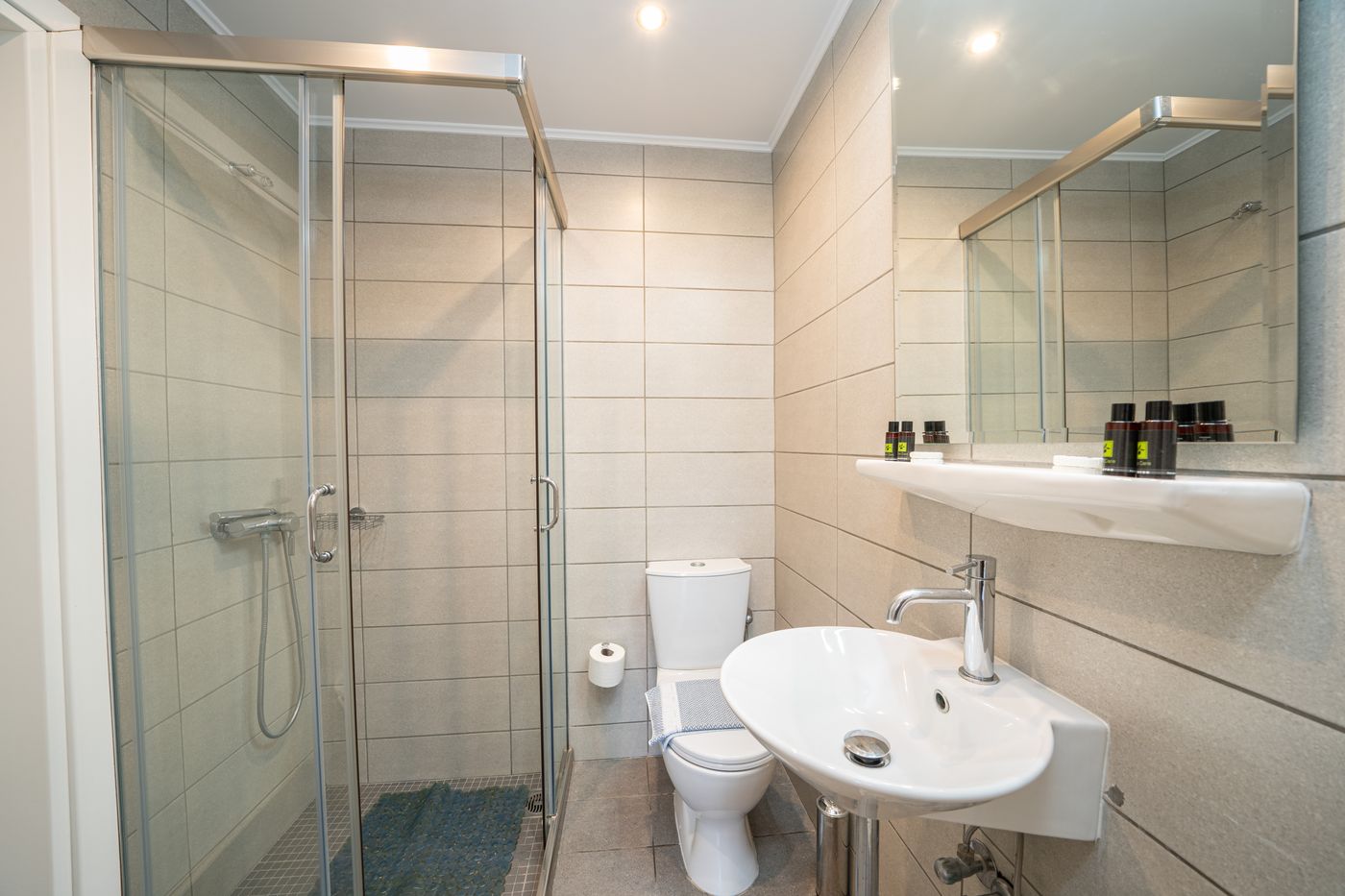 Lorenzo-Hotel---Apartments-Room-36