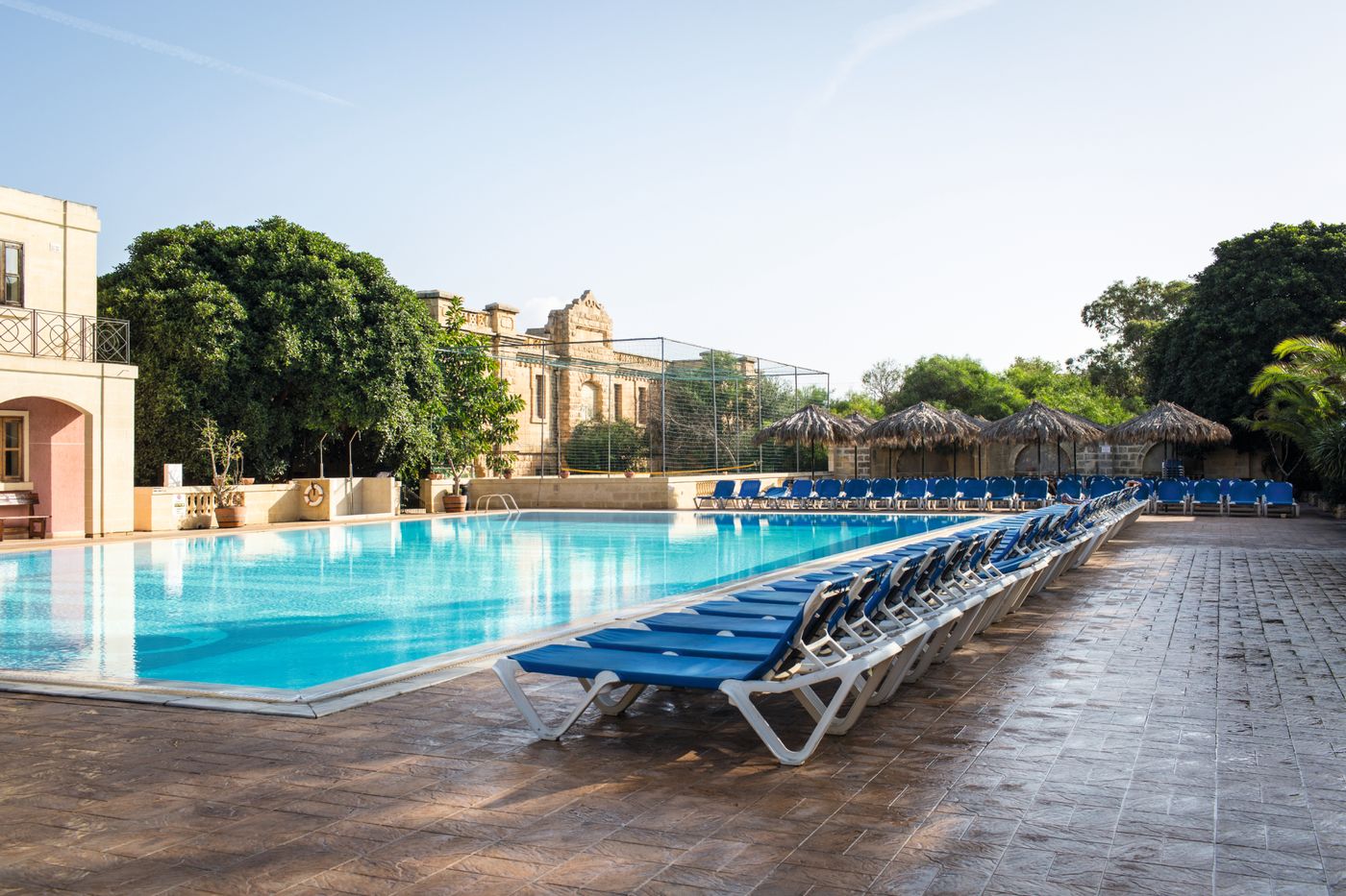 Sprachcaffe-International-Aparthotel-Pembroke-Terrace-3