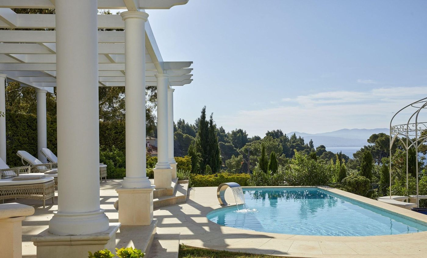 Danai-Beach-Resort---Villas-Pool-2