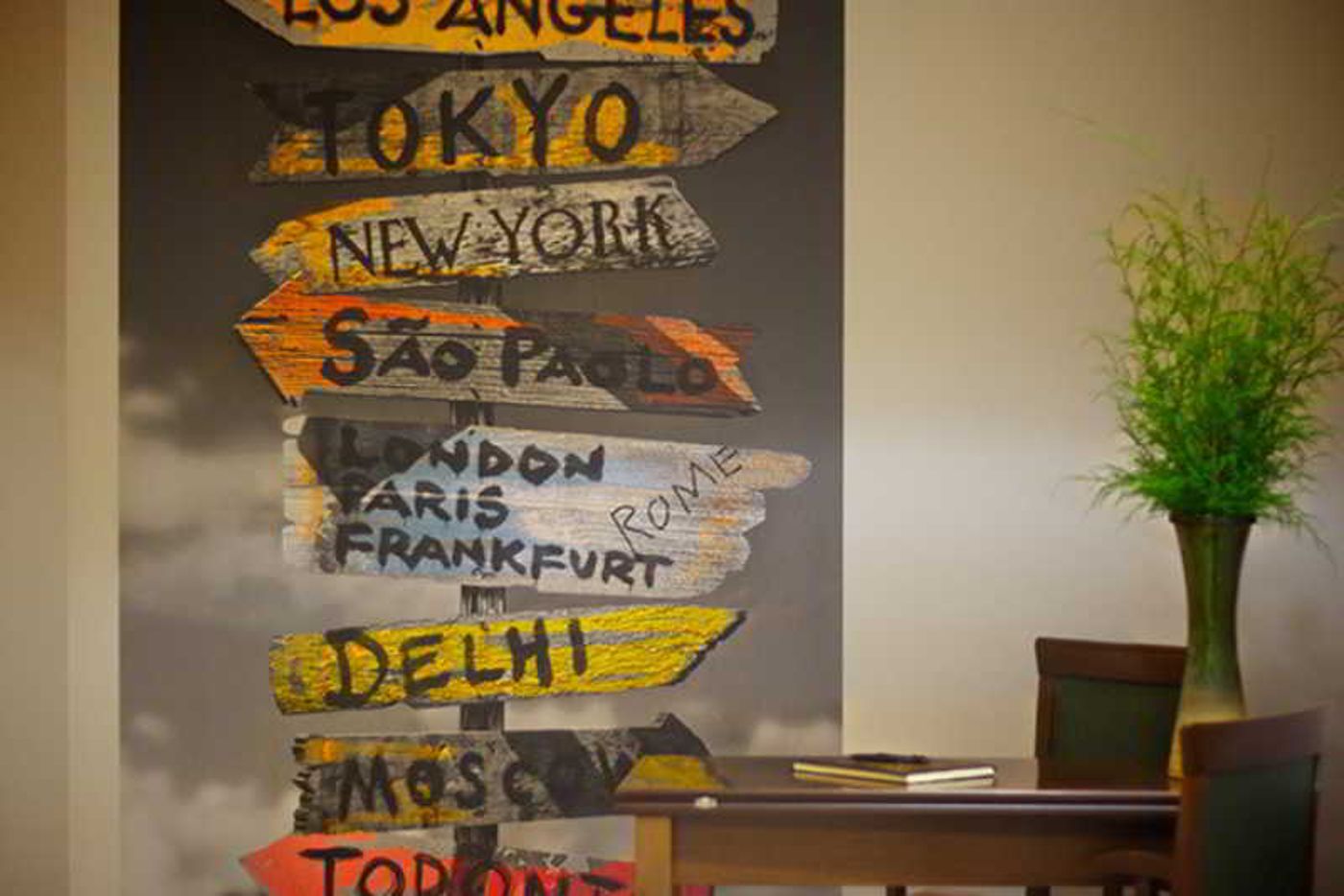 Solimar-Ruby-Lobby-24