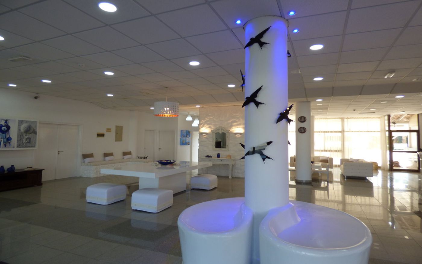 Amore-Hotel-Apartments-Lobby-46