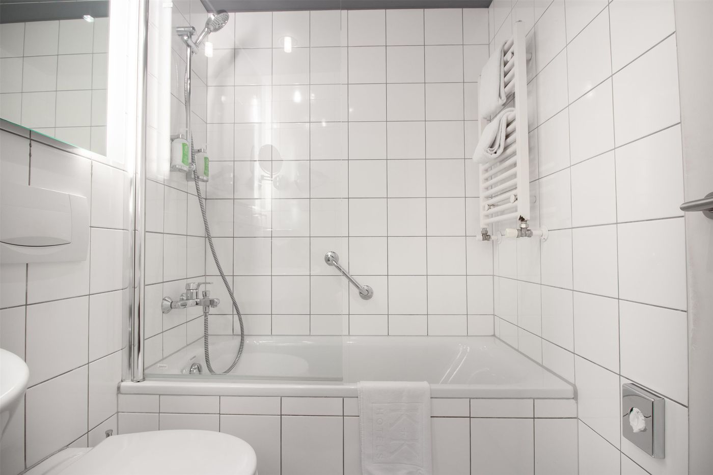 K-K-Hotel-Fenix-Room-49