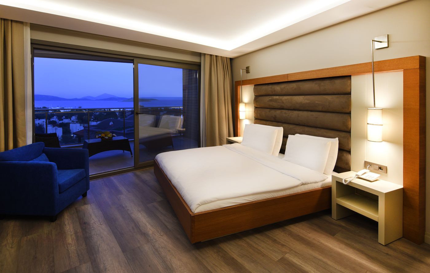 Temenos Luxury Hotel & Spa