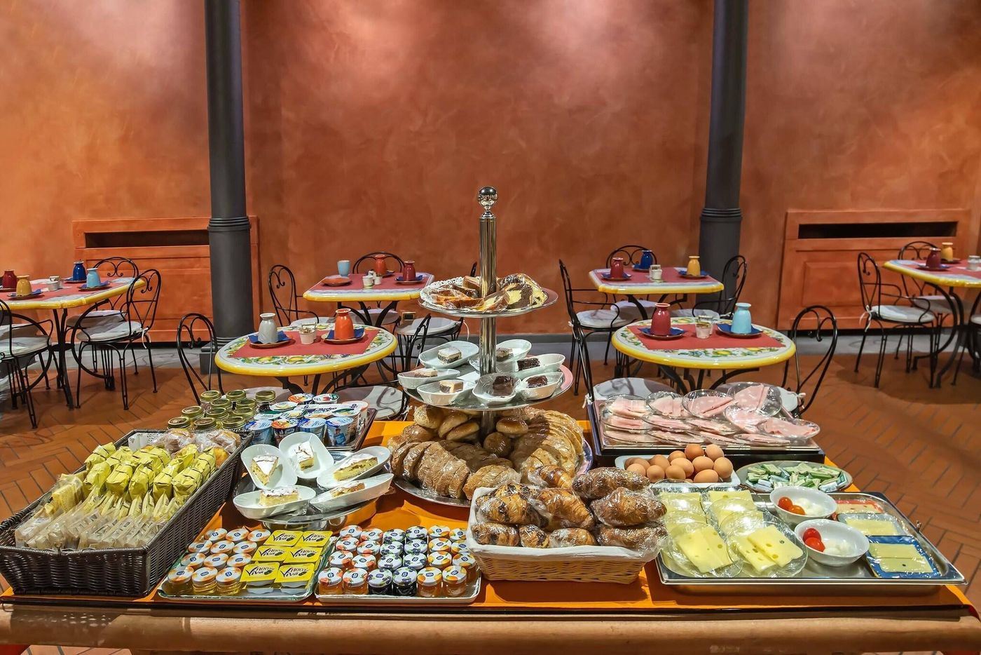 Alba-Palace-Restaurant-76