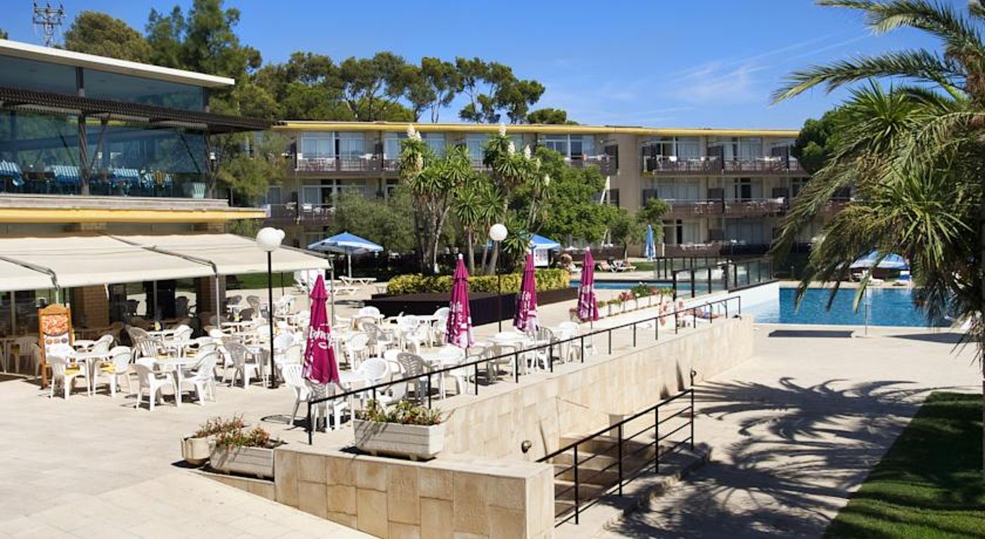 Comtat-Sant-Jordi-Aparthotel-Terrace-13