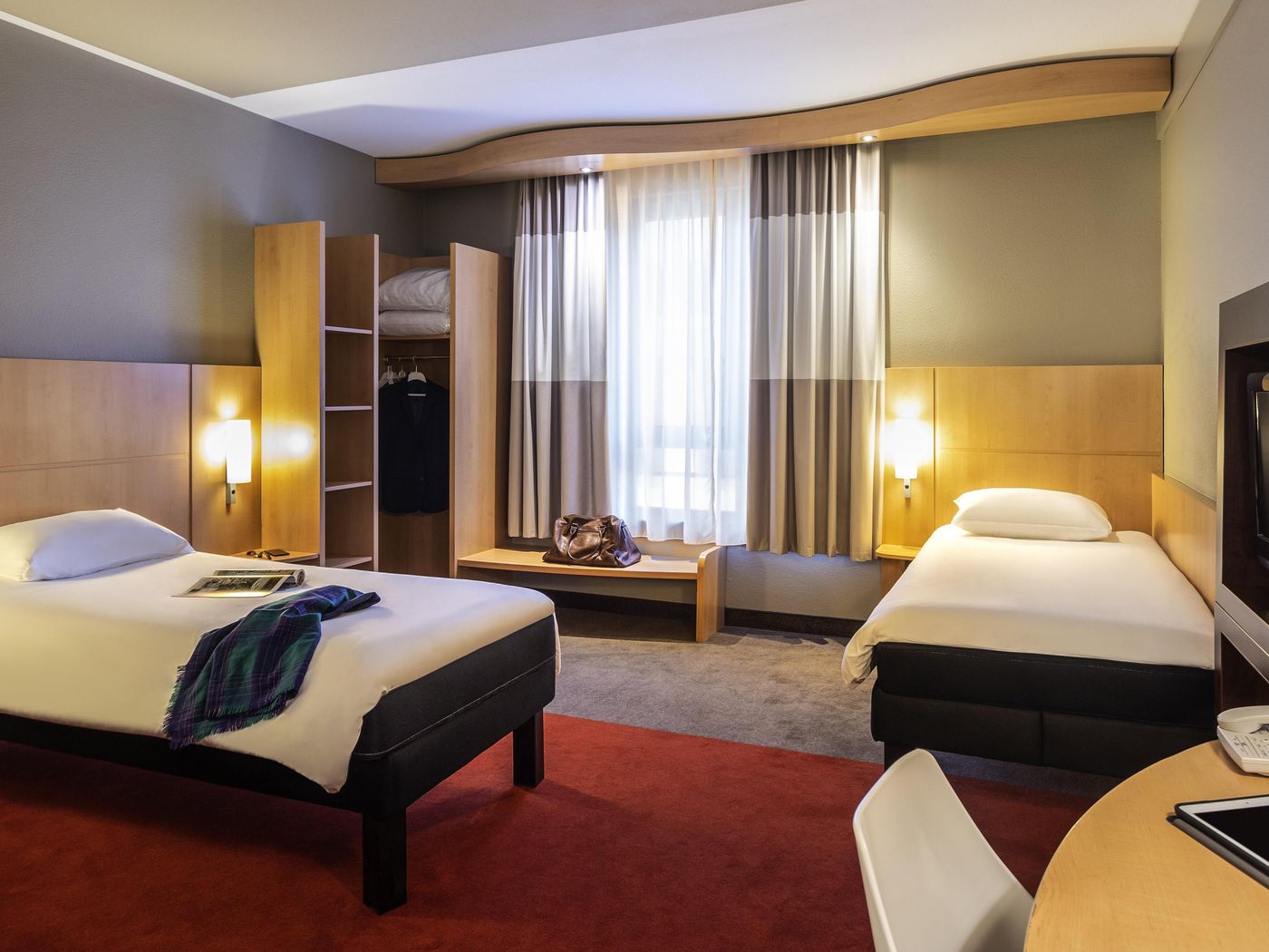 ibis-Brussels-Centre-Gare-Midi-Room-7