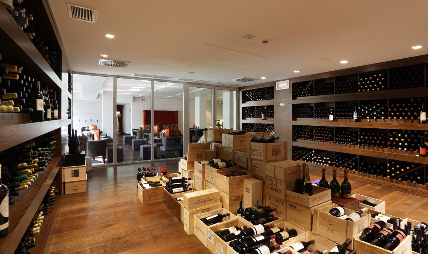 Magna-Pars---LHotel-a-Parfum-Bar-16