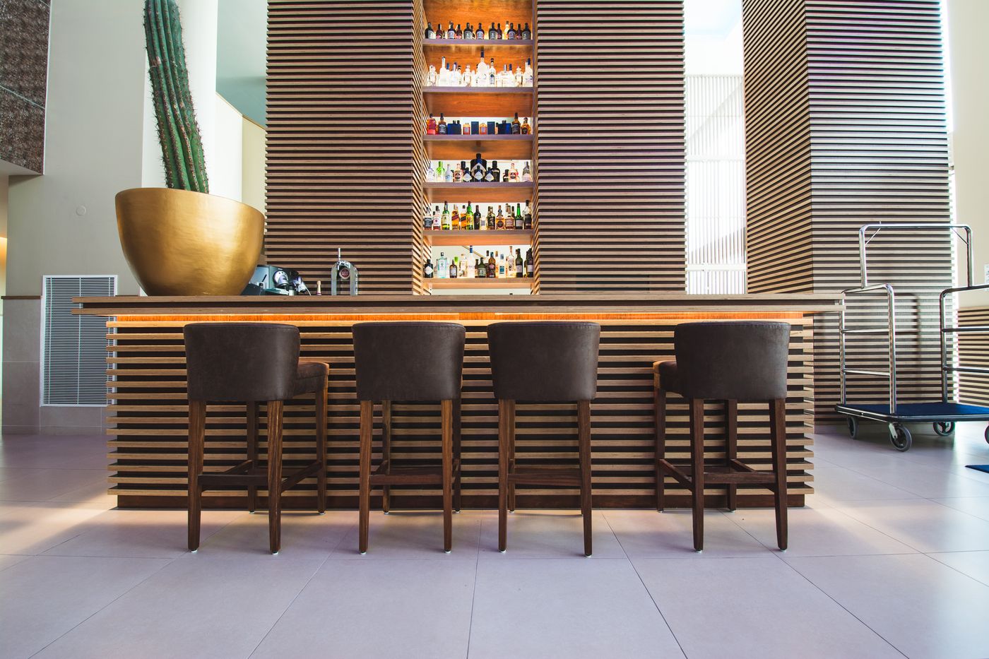 Vidamar-Algarve-Resorts-Bar-51