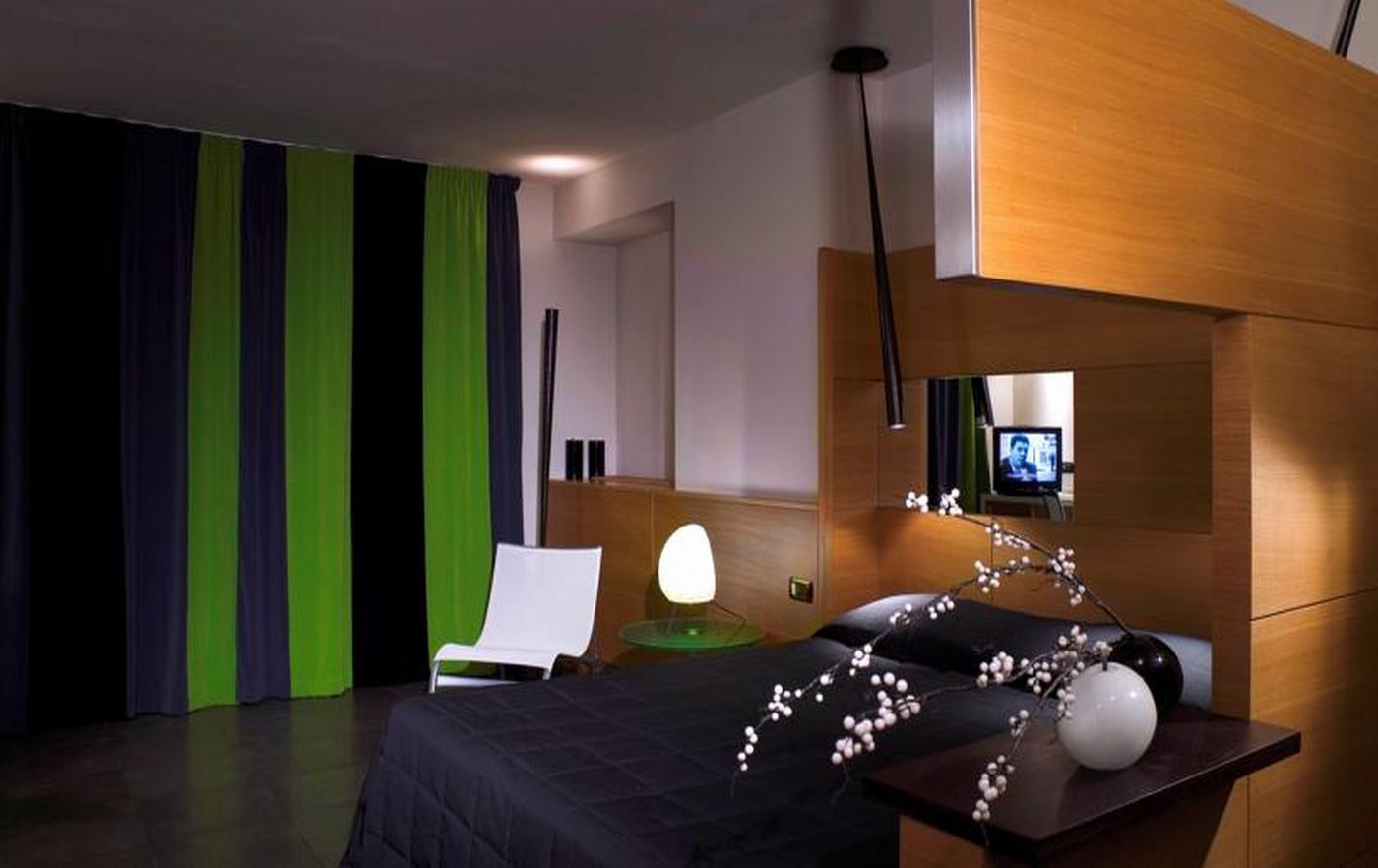 Zone-Italy-ROME-Room-10