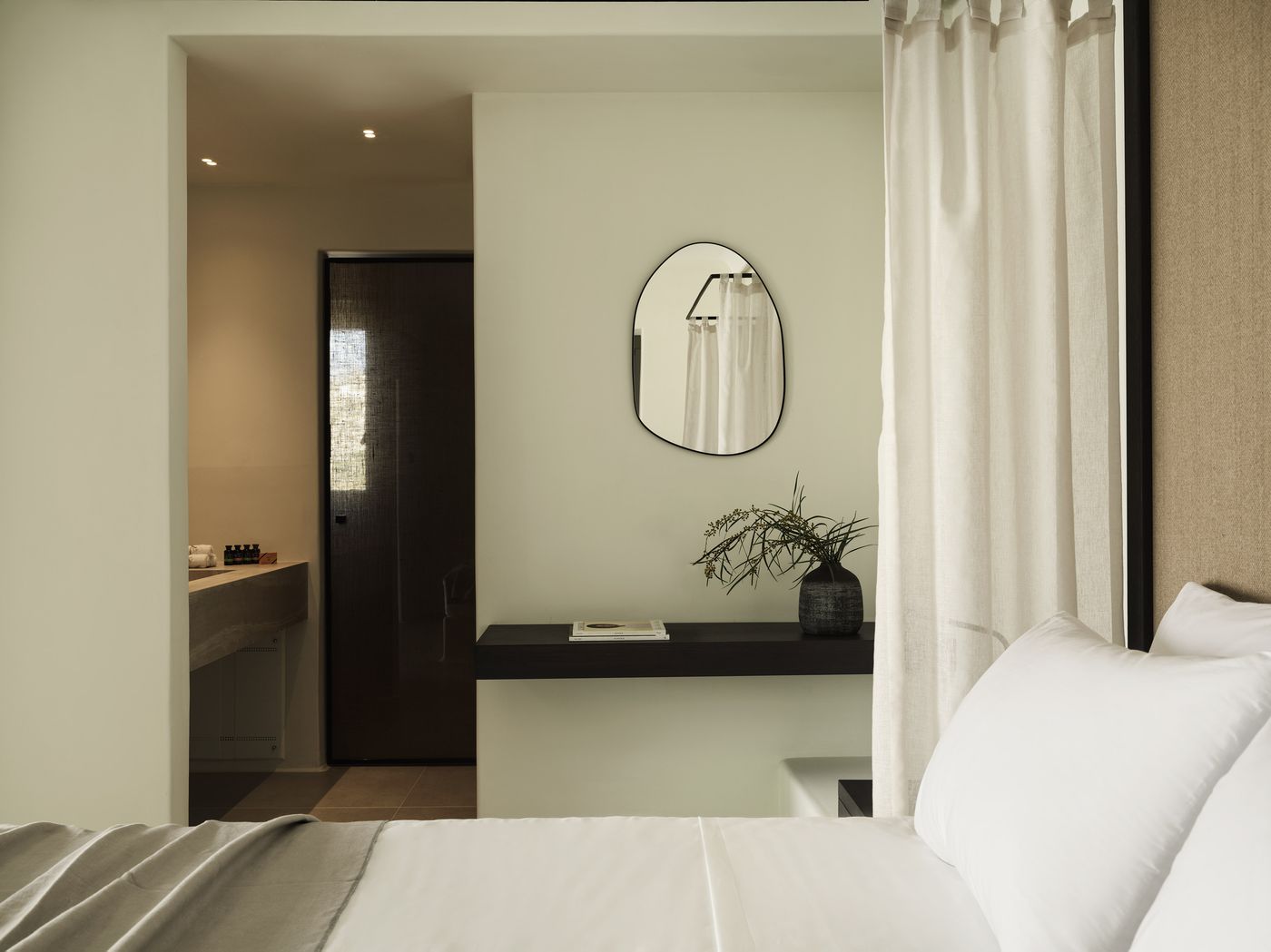 Ezio-Bo-Luxury-Living-Room-31