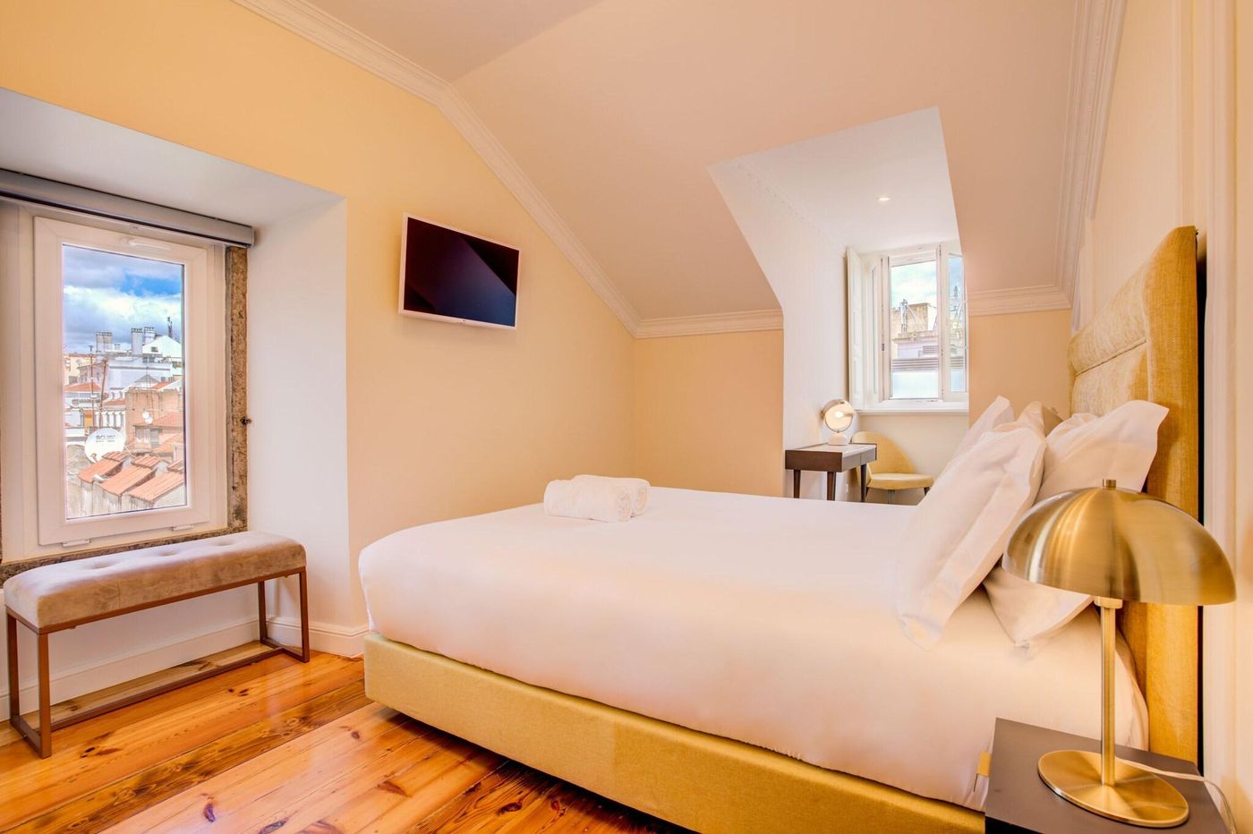 Solar-Dos-Poetas-Room-43