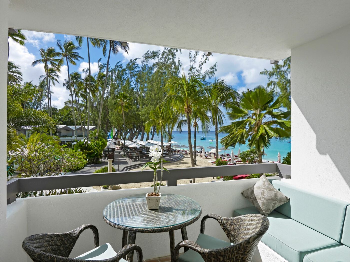 22/08/24 - Colony Club by Elegant Hotels