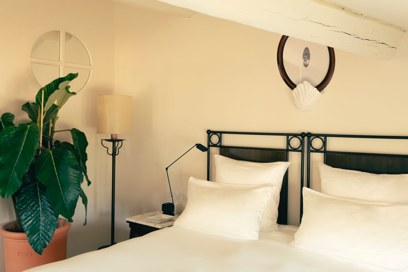 Hotel-La-Ponche-Room-21