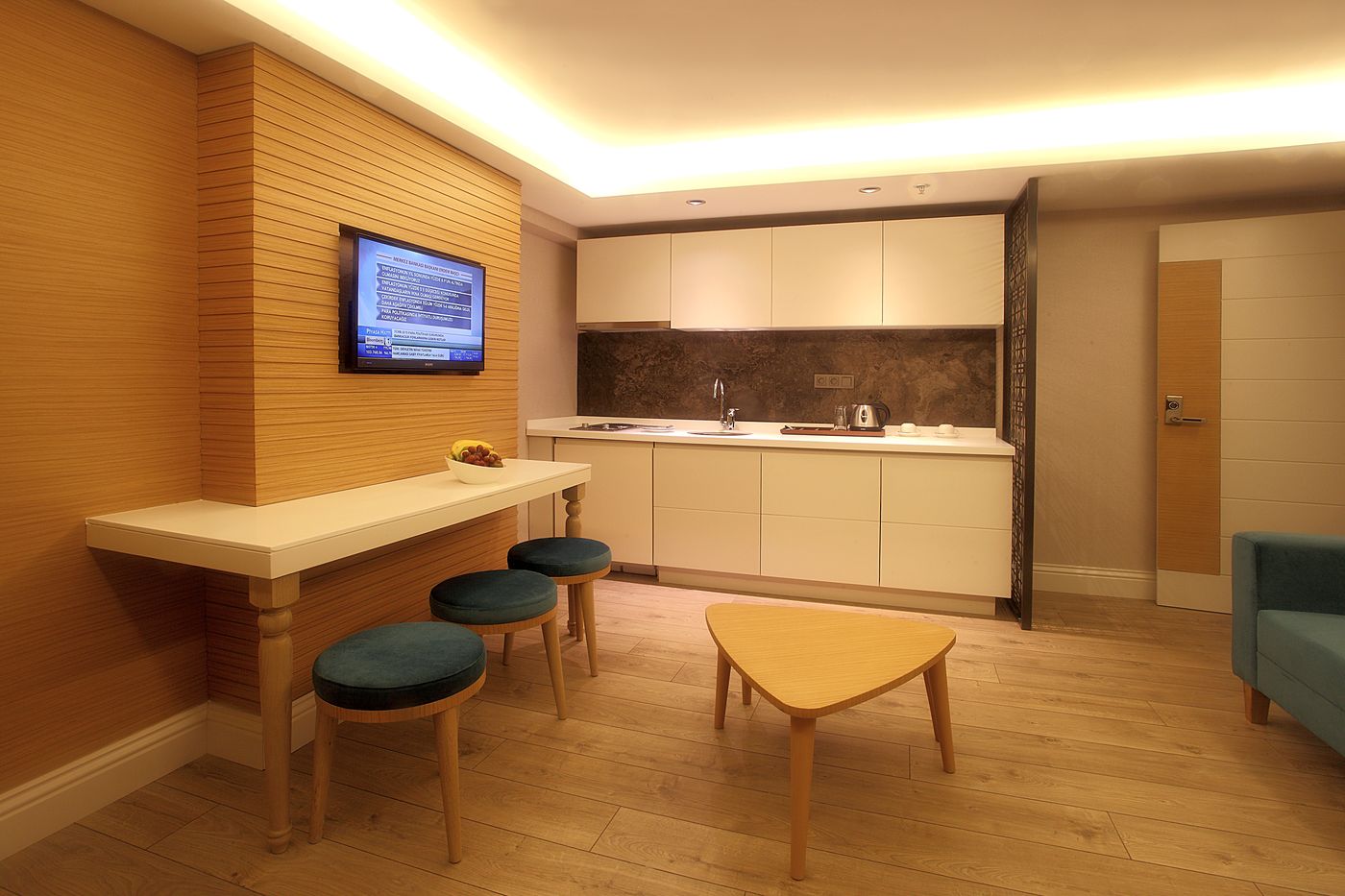 Carina-Park-Suites-Nisantasi-Room-2