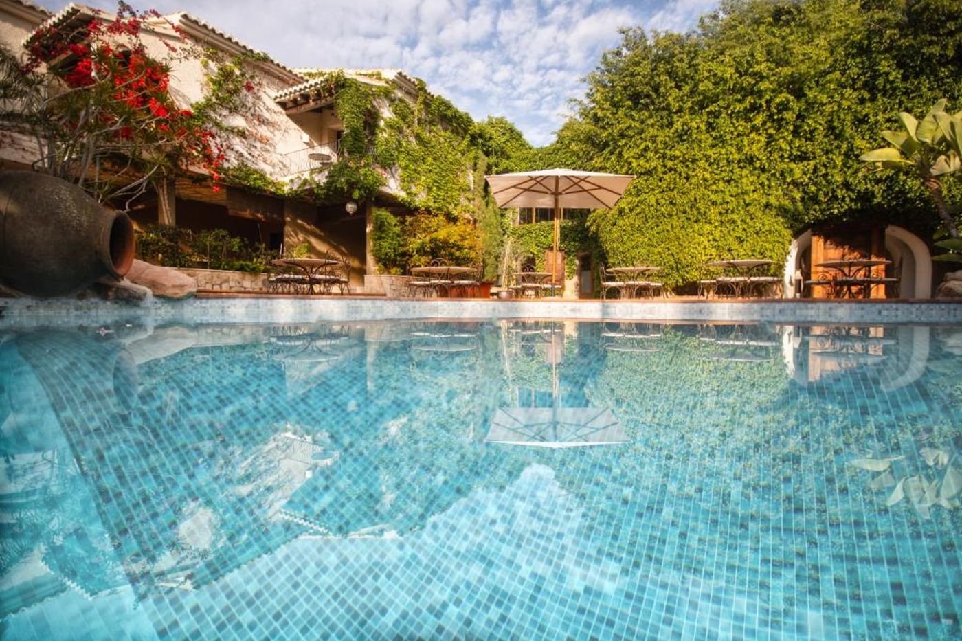 Swiss-Hotel-Moraira-Pool-12