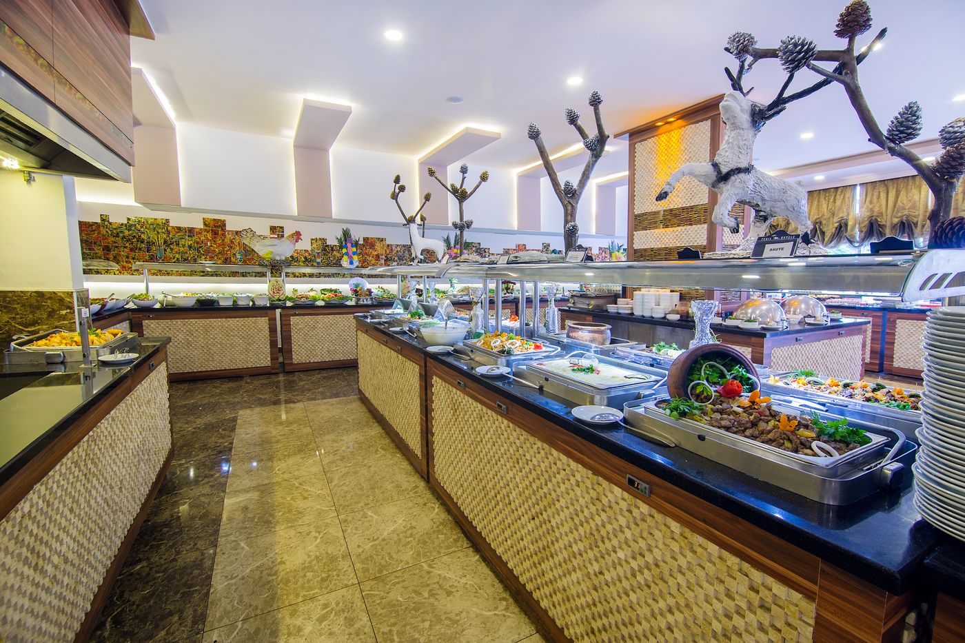 Kleopatra-Royal-Palm-Hotel-Restaurant-32