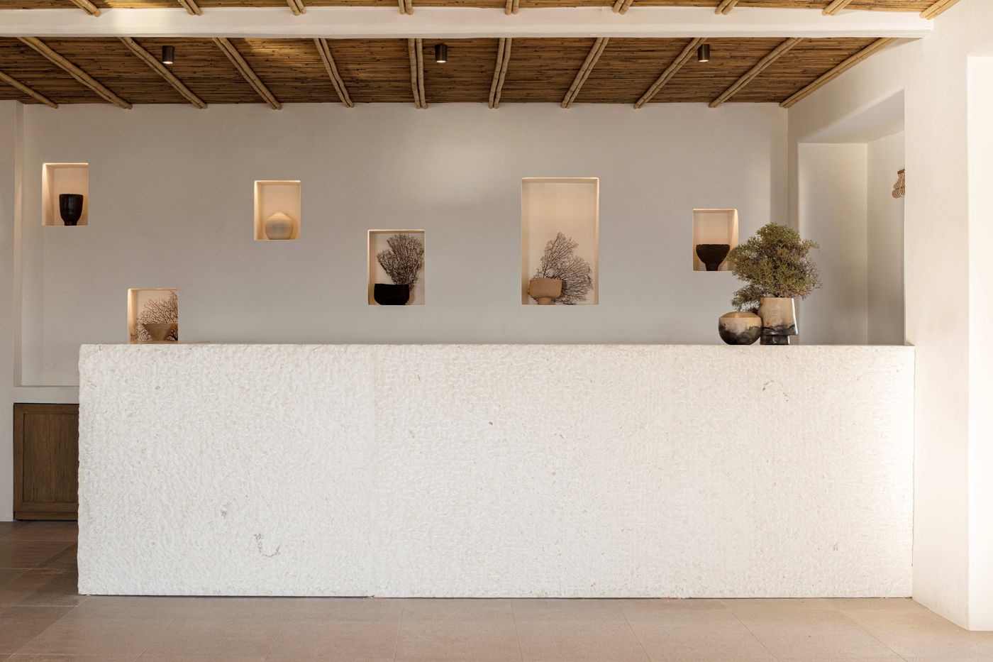 Porto-Mykonos-Hotel-Lobby-74