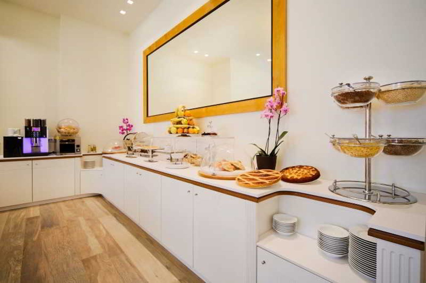 Italia-Hotel-Restaurant-28