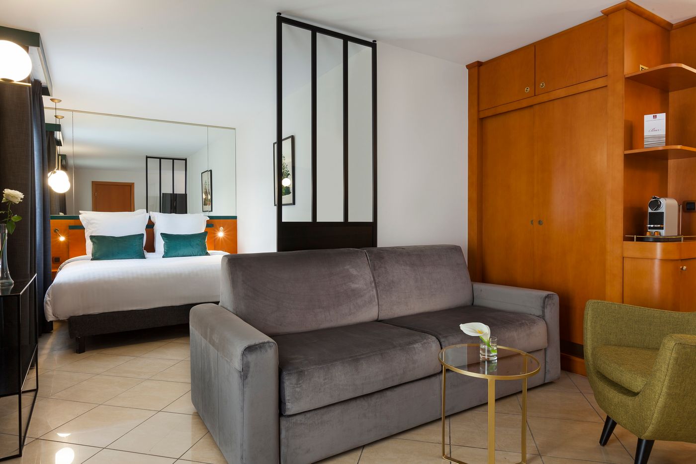 Neho-Suites-Cannes-Croisette-Room-25