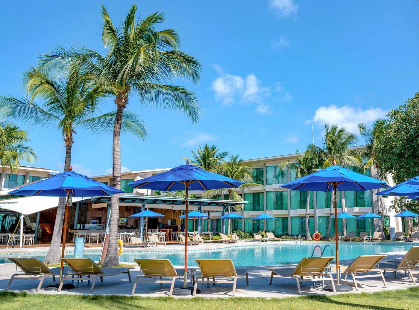 OZO-Chaweng-Samui-Pool-3