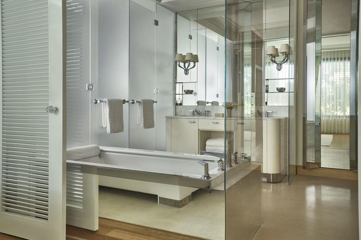 Grand-Hotel-du-Cap-Ferrat--A-Four-Seasons-Hotel-Room-64