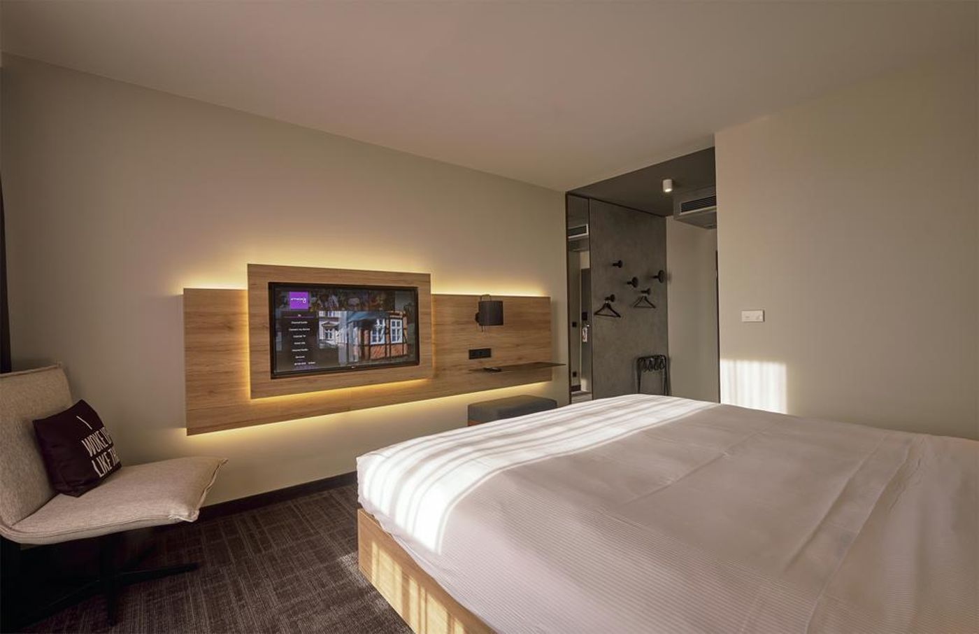 Ac-Hotel-By-Marriott-Berlin-Humboldthain-Park-Room-26