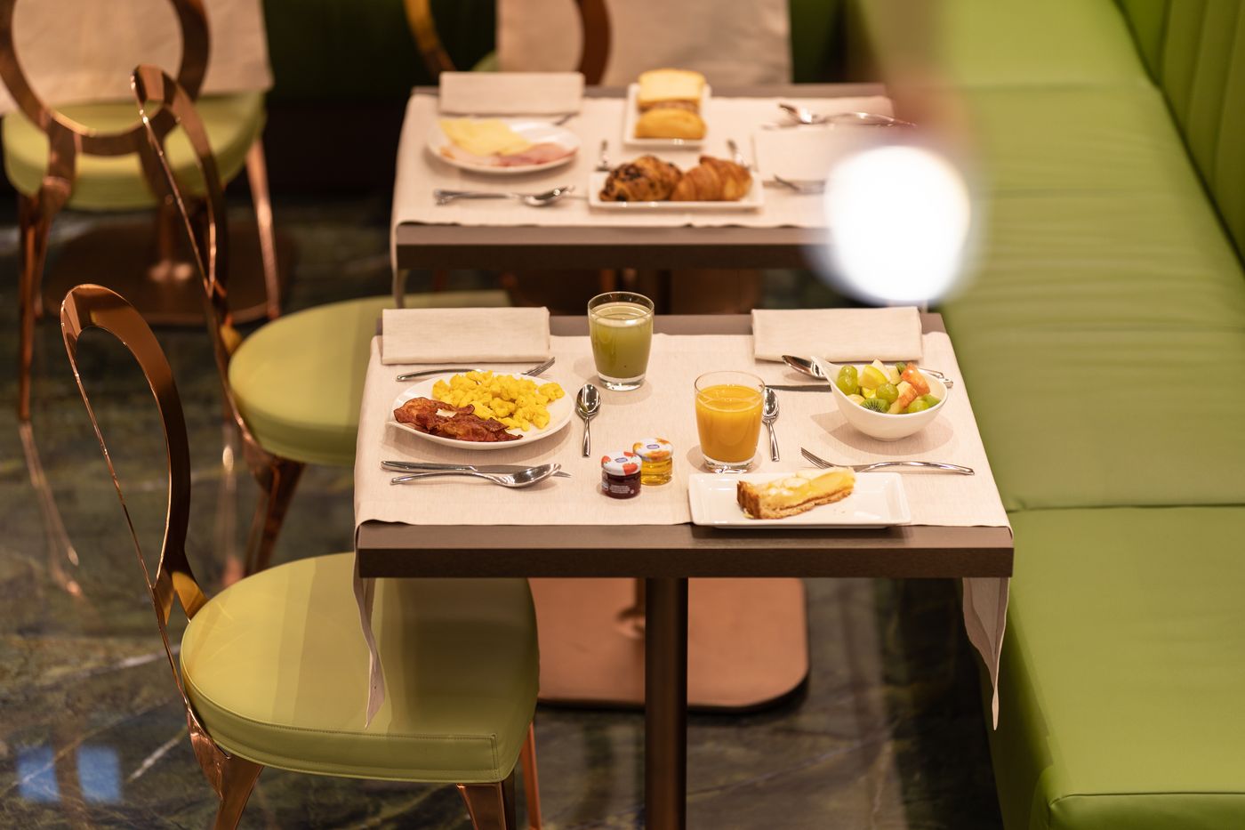 Ariston-Restaurant-26