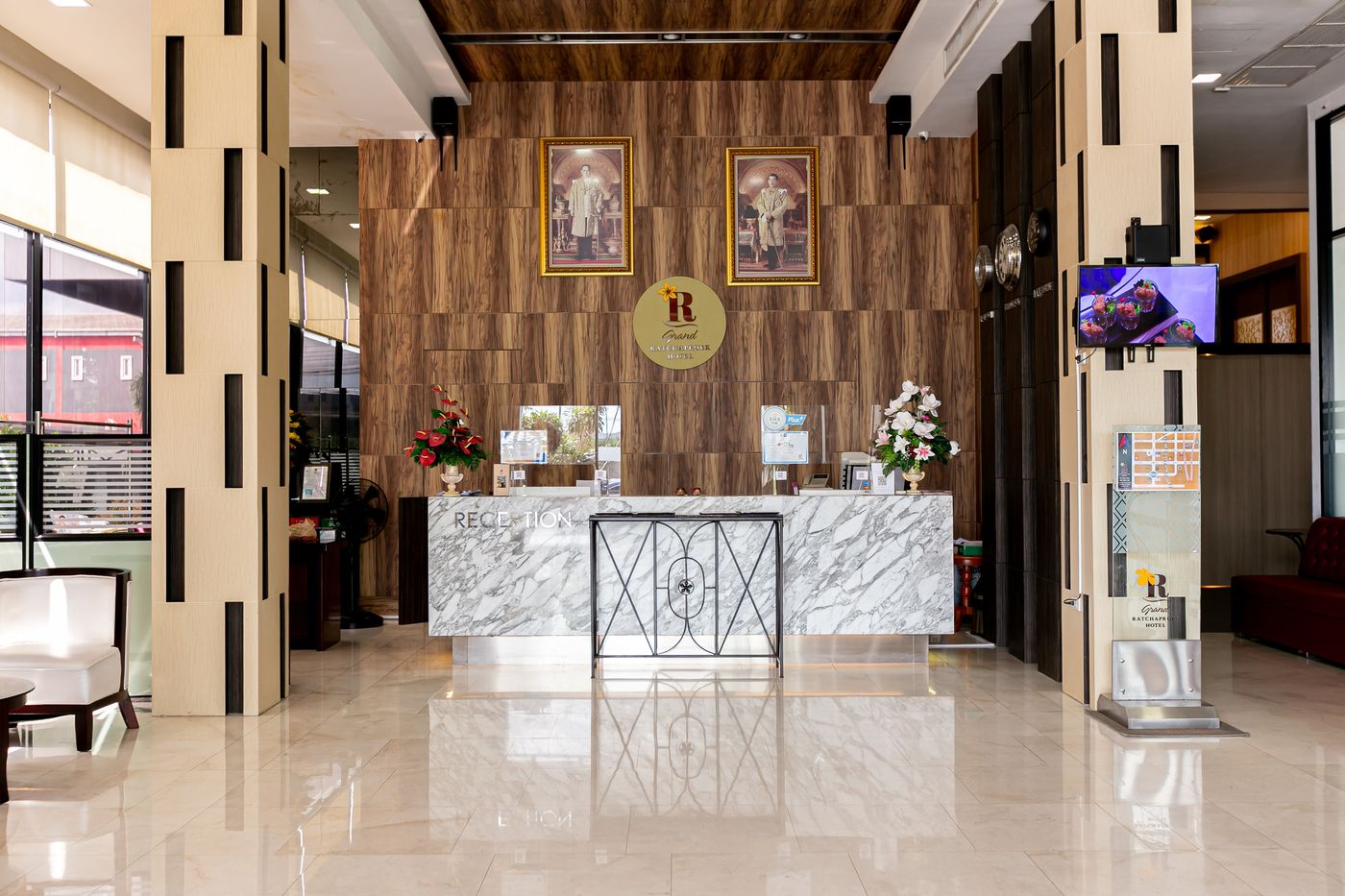 Grand Ratchapruek Hotel by ZUZU-Thailand-NONTHABURI-Lobby-9