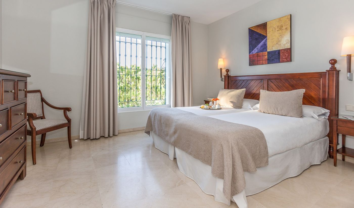 Ona-Alanda-Club-Marbella-Room-23