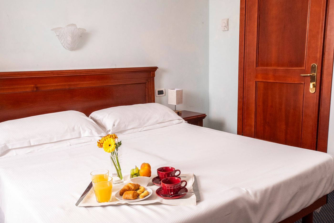 Russo-Palace-Room-25