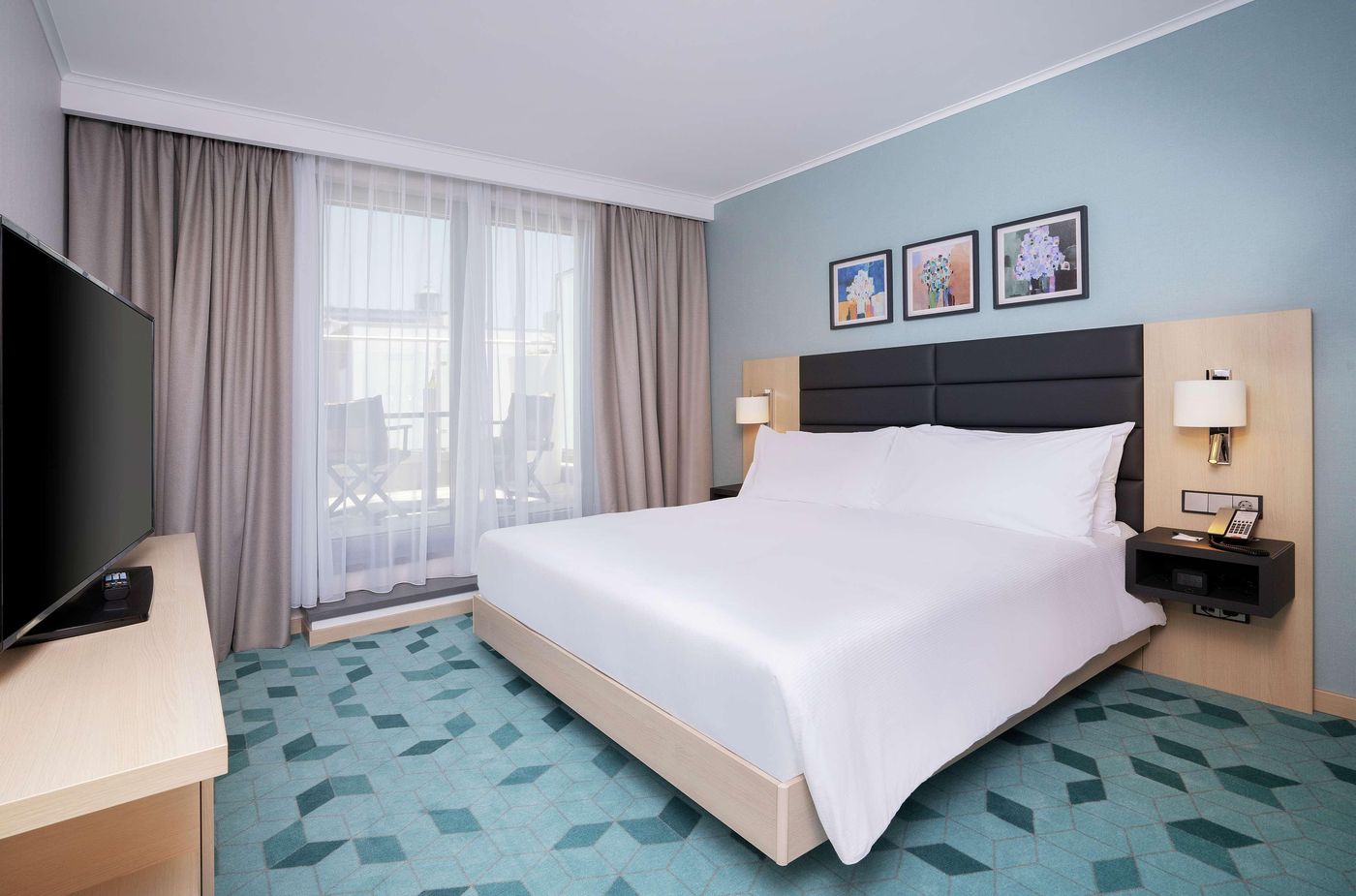 Hilton-Garden-Inn-Budapest-City-Centre-Room-30
