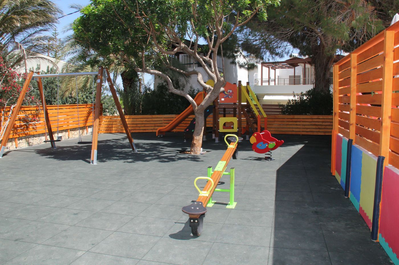 Katrin Hotel and Bungalows