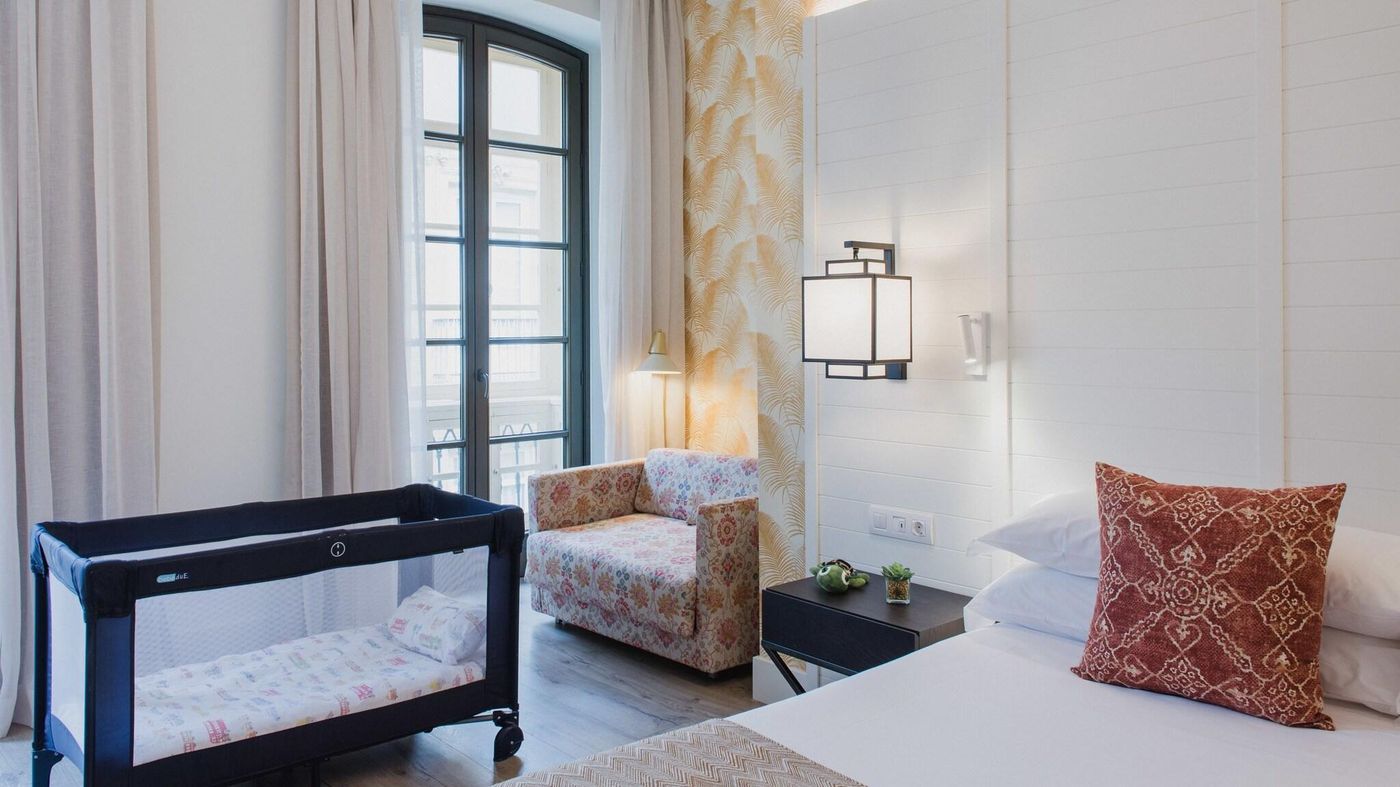 Molina-Lario-Room-35