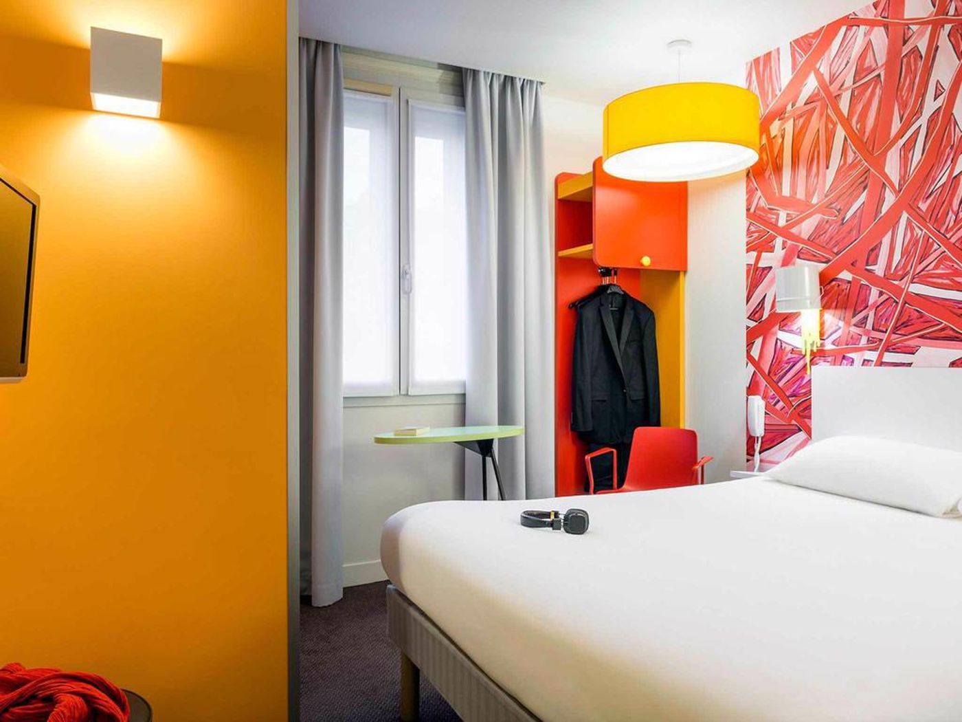 ibis-Styles-Paris-La-Defense-Courbevoie-Room-11