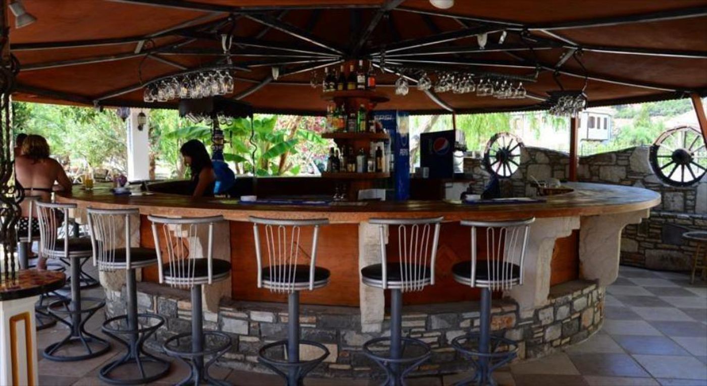 Club-Hotel-Keskin-Dalyan-Bar-13