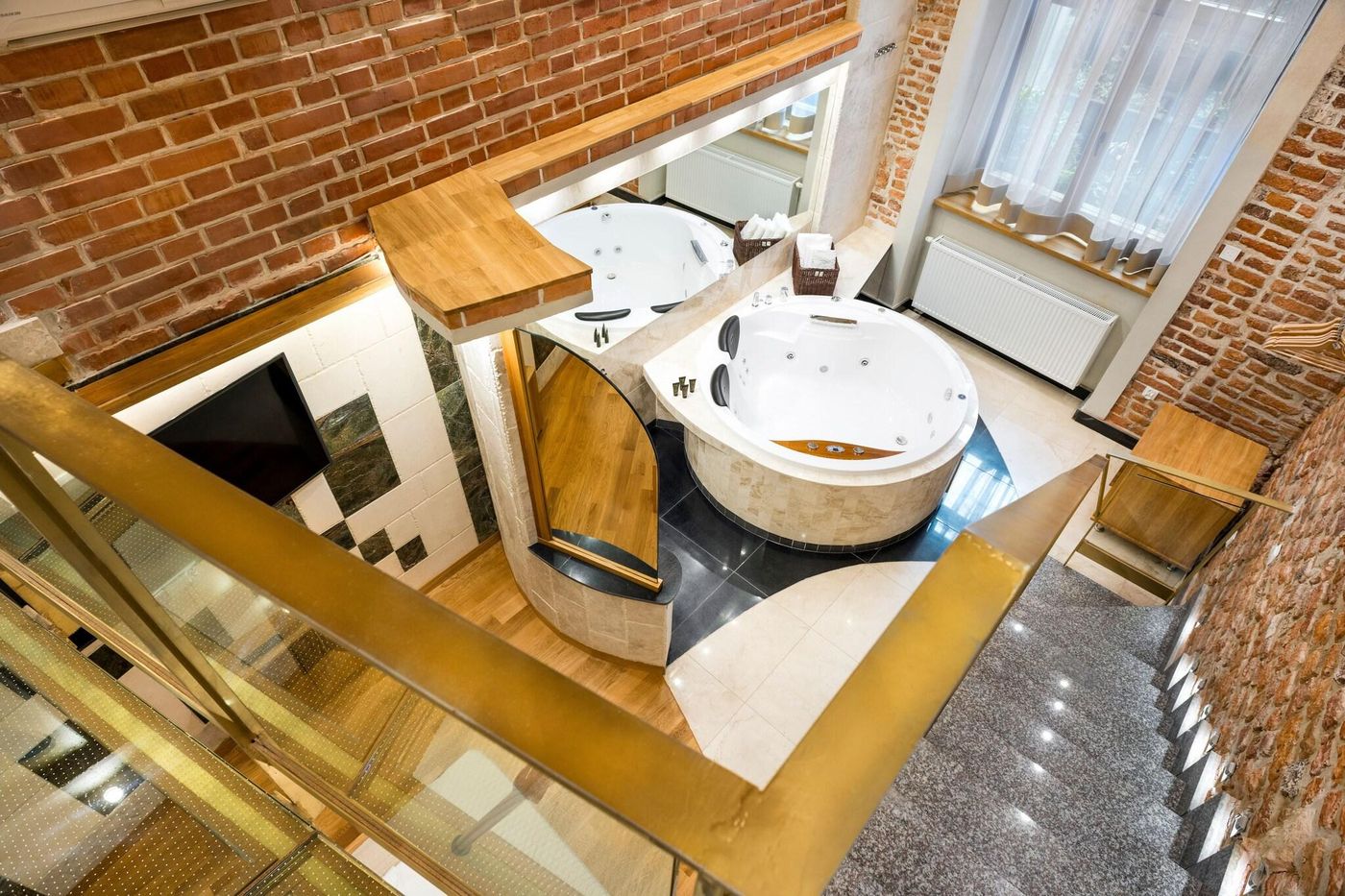 Aparthotel-Stare-Miasto-Sports-and-Entertainment-39