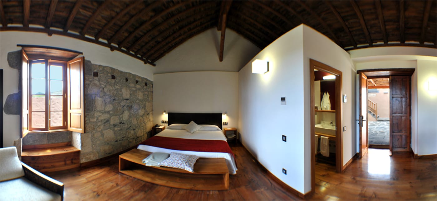 Hotel-Rural-El-Mondalon-Room-39