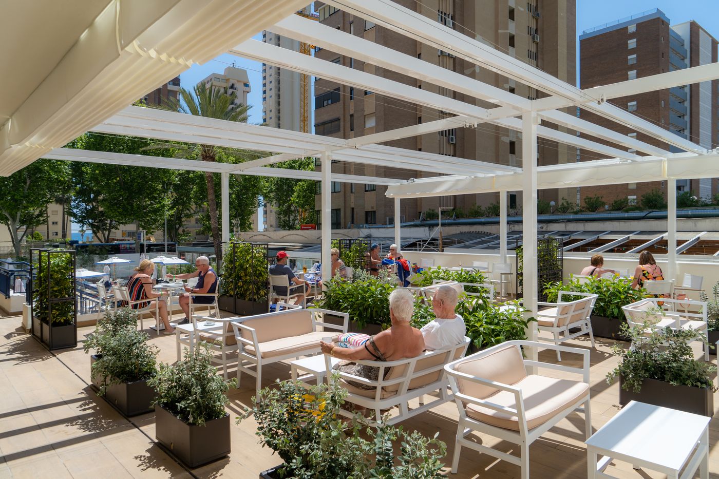 Medplaya-Riudor---Adults-Recommended-Terrace-7